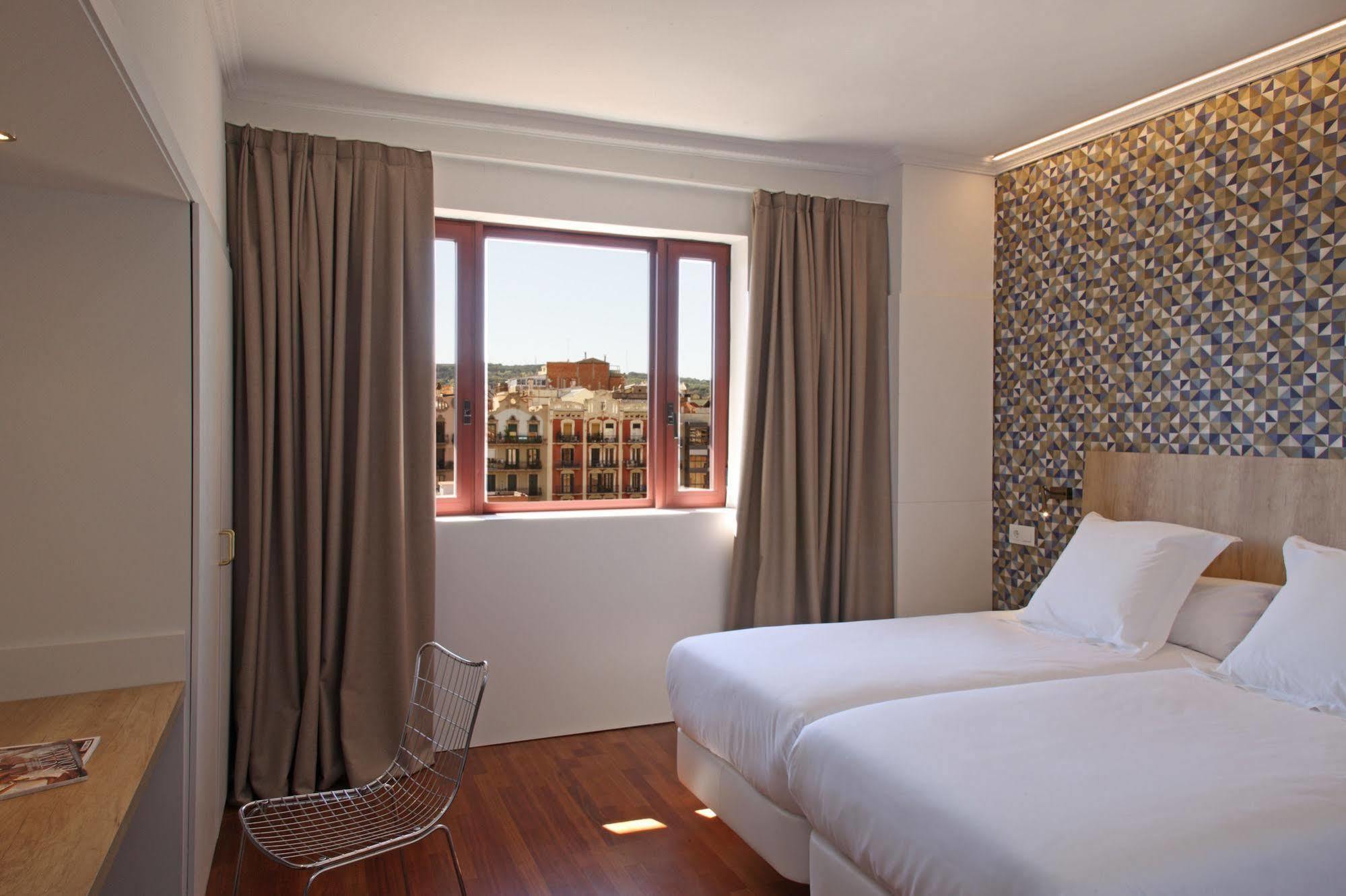 Chic & Basic Velvet Hotel Barcelone